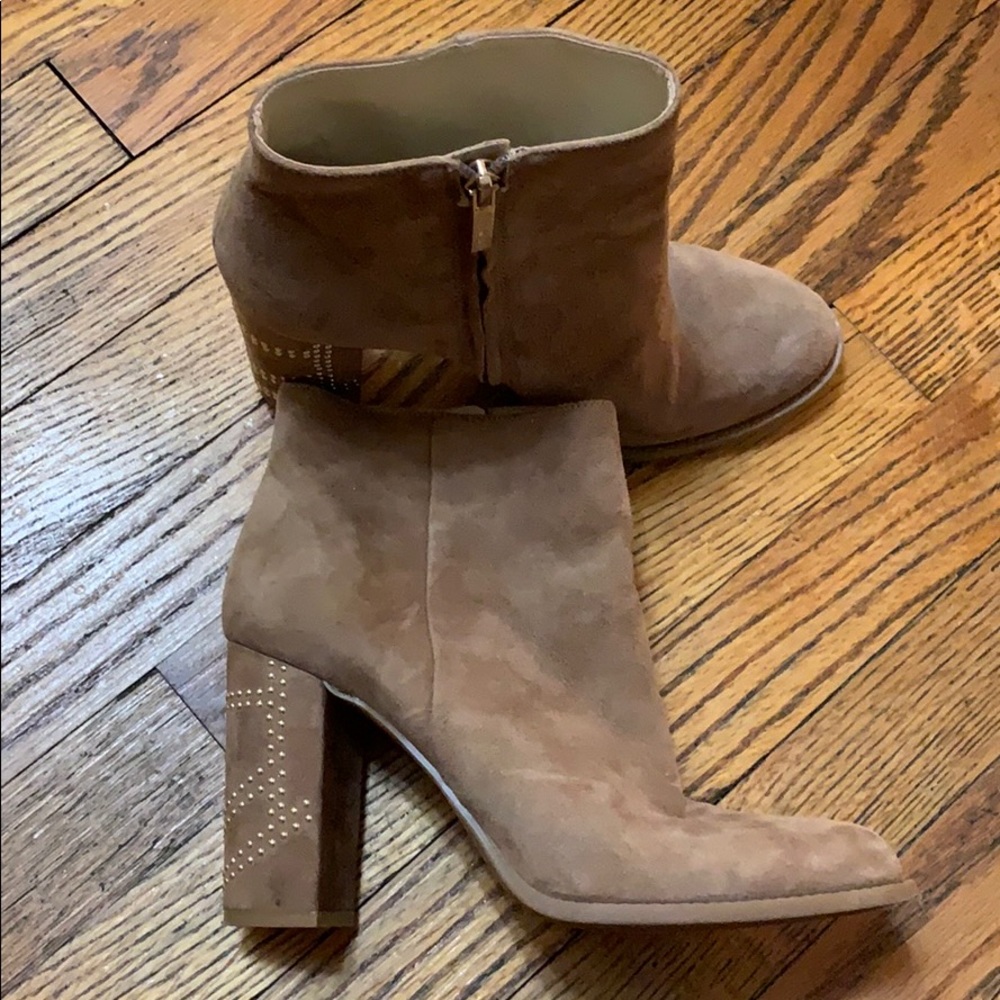 Nine West camel colored booties
